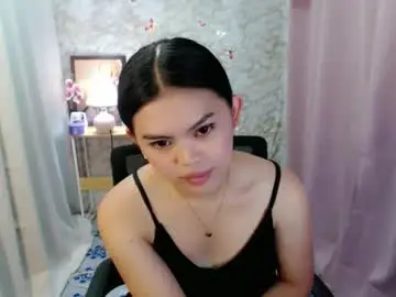 Chaturbate Adult Video Chat of yourlovelytranspinay