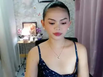 Chaturbate Live Porn of yourlovelytranspinay