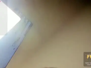 Chaturbate Free Porn Cam of caroline_tovar_