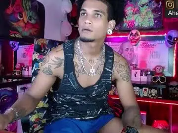 Chaturbate Live Sex Cam of sexo_aharon