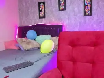 lauren_smiles from chaturbate