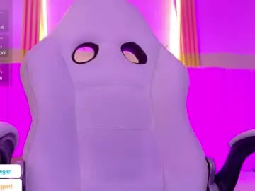 Chaturbate Live Sex Cam of megan_browns1