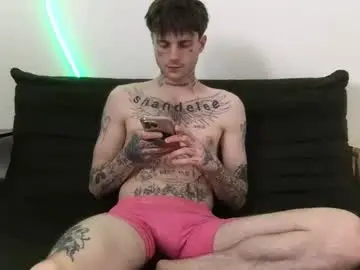 Chaturbate Live Sex of prettyboyszn