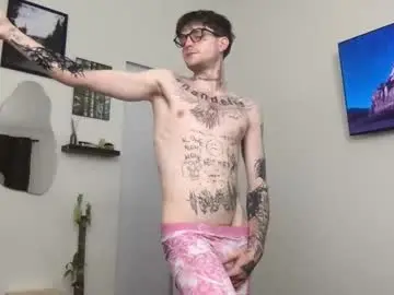 Chaturbate Adult Video Chat of prettyboyszn