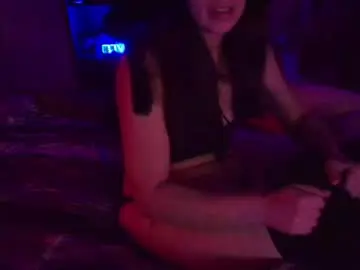 Chaturbate Adult Video Chat of witchbitchmommy