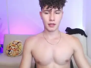 Chaturbate Live Sex of adrian_morelli