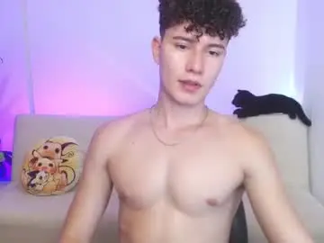 adrian_morelli from chaturbate