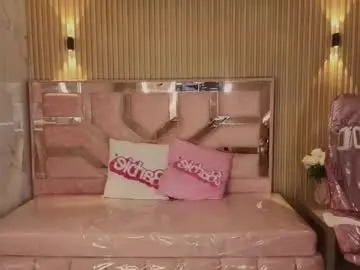 Chaturbate Live Porn of lilith4_s