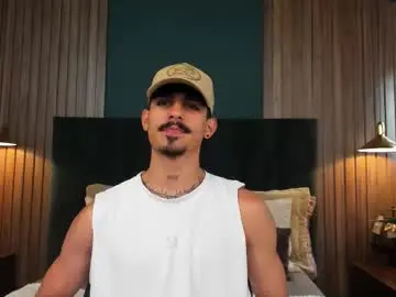 lukeetaylor_ from chaturbate