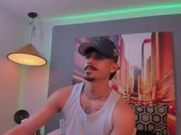 Chaturbate Adult Webcams of lukeetaylor_