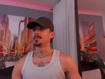 Chaturbate Watch Live Sex Cams of lukeetaylor_