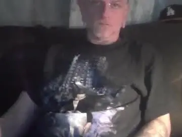 Chaturbate Free Porn Cam of myeyesrblue