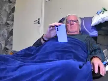 pusyrubber from chaturbate