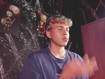 Chaturbate Live Sex Cam of ryderstone_