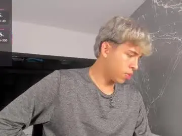 Chaturbate Live Porn of ryderstone_