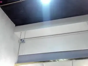 Chaturbate Live Sex of valentin0_3