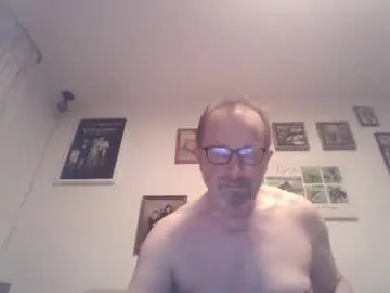 Chaturbate Live Porn of zippi55