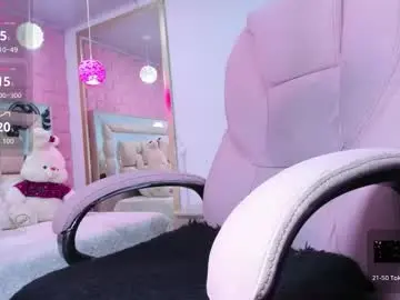 _laaura_ from chaturbate