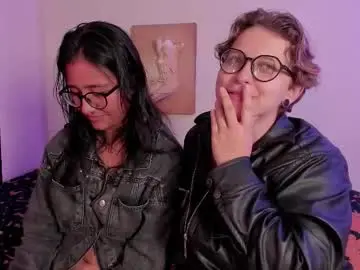 Chaturbate Live Sex Cam of crazy_cakes_