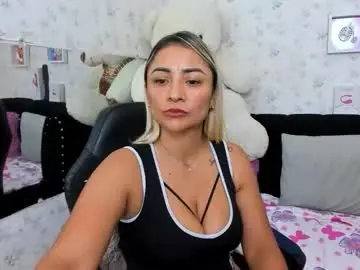 Chaturbate Nude Webcam of milf_bigass_