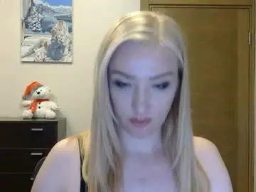 Chaturbate Live Sex Cam of wild_silk_desire