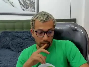 Chaturbate Live Sex Cam of bigcock_hair