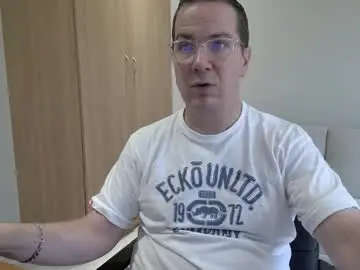 Chaturbate Watch Live Sex Cams of brettdj