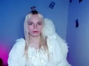 Chaturbate Sex Chat of emily_nyaffe