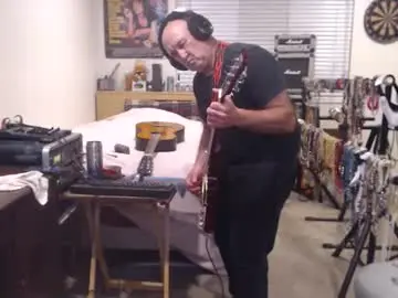 Chaturbate Free Porn Cam of guitarsexgod