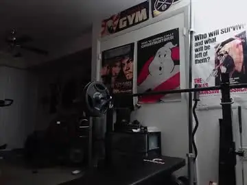 Chaturbate Live Sex of biggerisbetter21