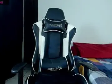 Chaturbate Free Live Porn of bryan_oficials