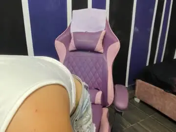 Chaturbate Free Porn Cam of girl_princess18
