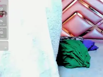 kaiavalentinee from chaturbate