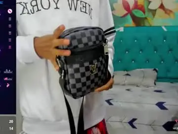 Chaturbate Adult Video Chat of rory_castro