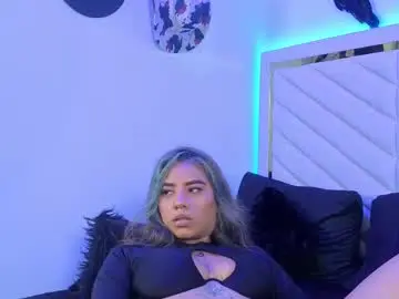 Chaturbate Adult Webcam of yeli_amber3