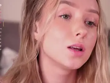 Chaturbate Live Porn of alodiaacomb