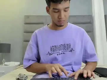 Chaturbate Live Porn of michael__ross