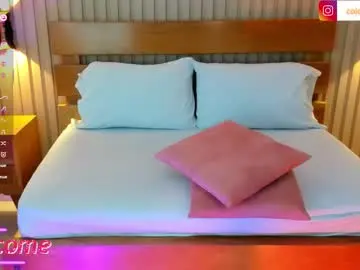 Chaturbate Best live sex cam show of soffia_modre