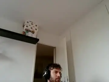 Chaturbate Nude Webcam of alphah_hunk