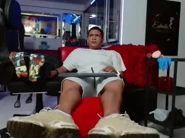 Chaturbate Free Live Porn of damyan_2003