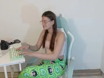 Chaturbate Live Porn of emerald_sparkles