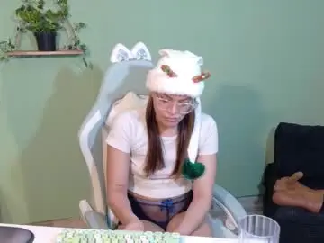 Chaturbate Free Porn Cam of emerald_sparkles