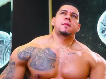 Chaturbate Free Porn Cam of massimowalton2