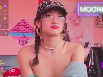 Chaturbate Watch Live Sex Cams of moonfiredance