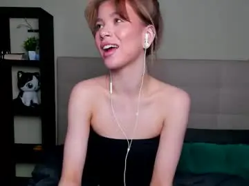 Chaturbate Live Sex of luna_lips