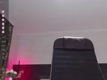 Chaturbate Watch Live Sex Cams of sexy_red_foxx