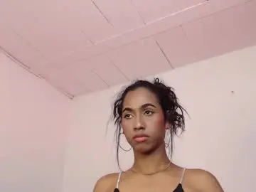 Chaturbate Free Porn Cam of alice_massiel