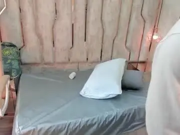 Chaturbate Free Live Porn of ari_monet