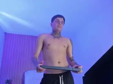 Chaturbate Live Sex Cam of declan_fox