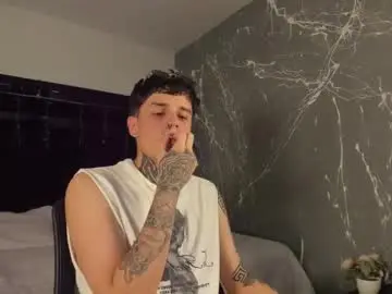 declan_fox from chaturbate